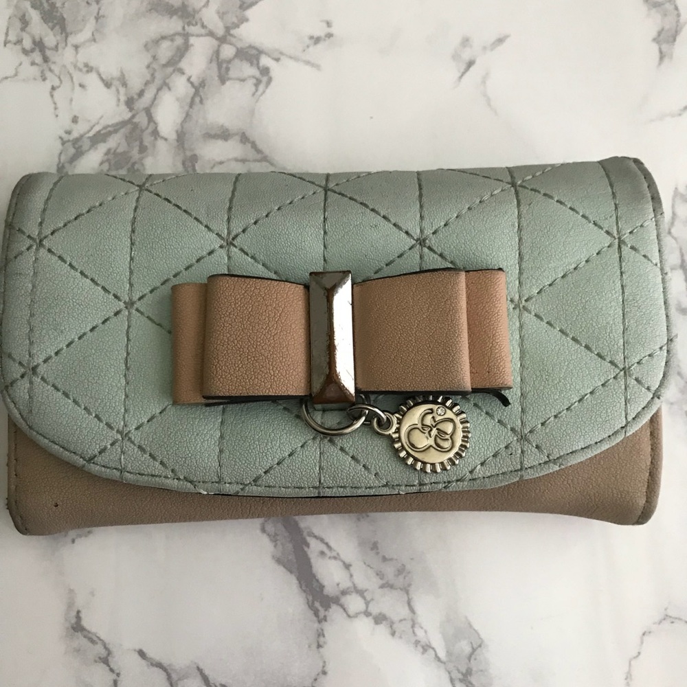Wallet