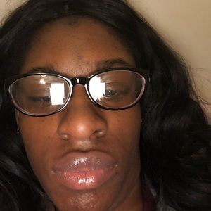 Meet your Posher, Taisha