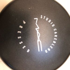 MAC Studio Careblend Powder-Light (Discontinued!)