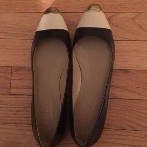 Never Worn Talbots Flats black / cream / gold