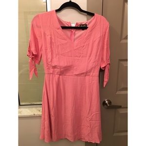 Dee Elly pink dress