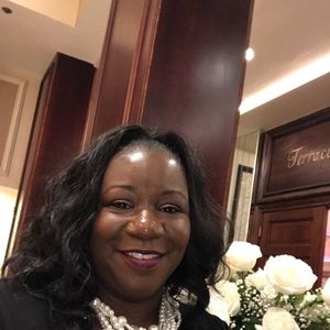 Meet your Posher, Deborah