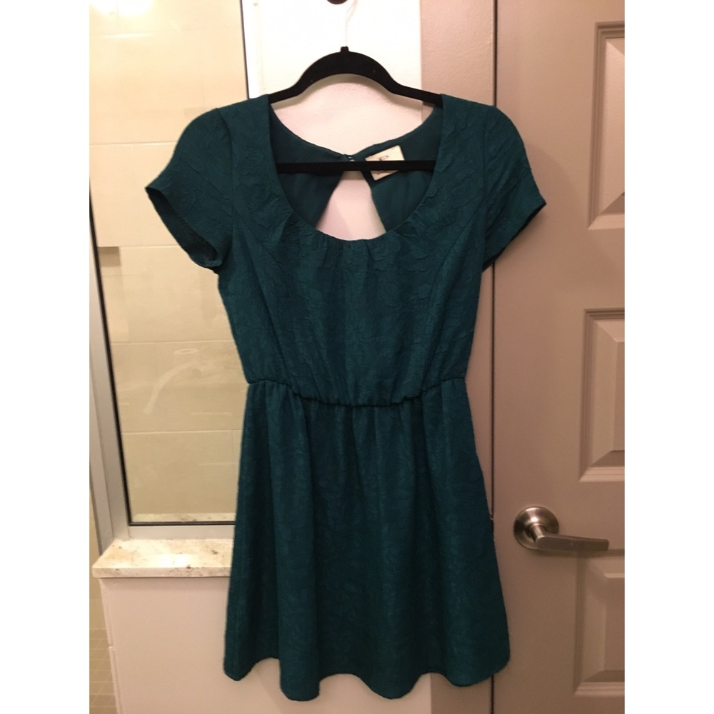 Pins & Needles  green dress cutout back