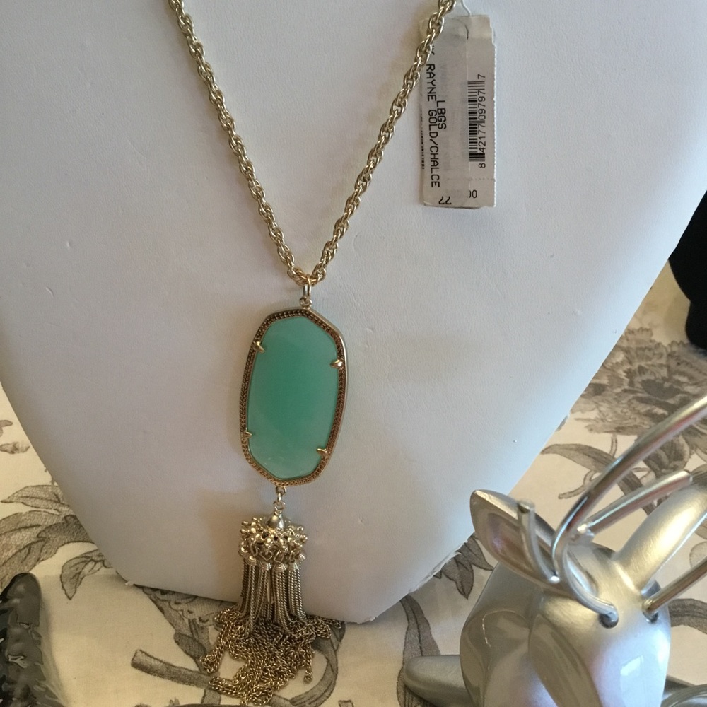 Kendra's gold Chalcedony-Long Tassel Necklace 🆕❤️