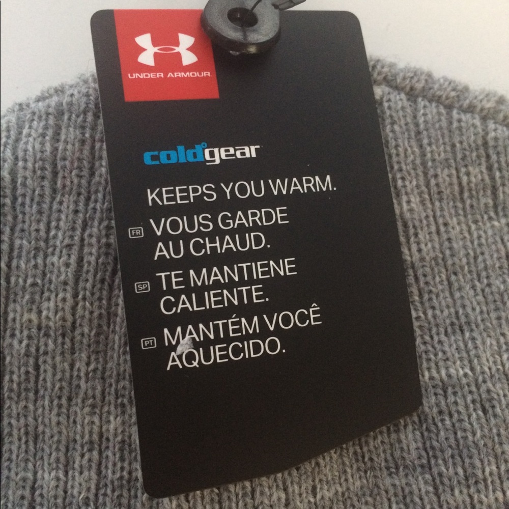 NWT women's Under Armour winter hat - Picture 3 of 4