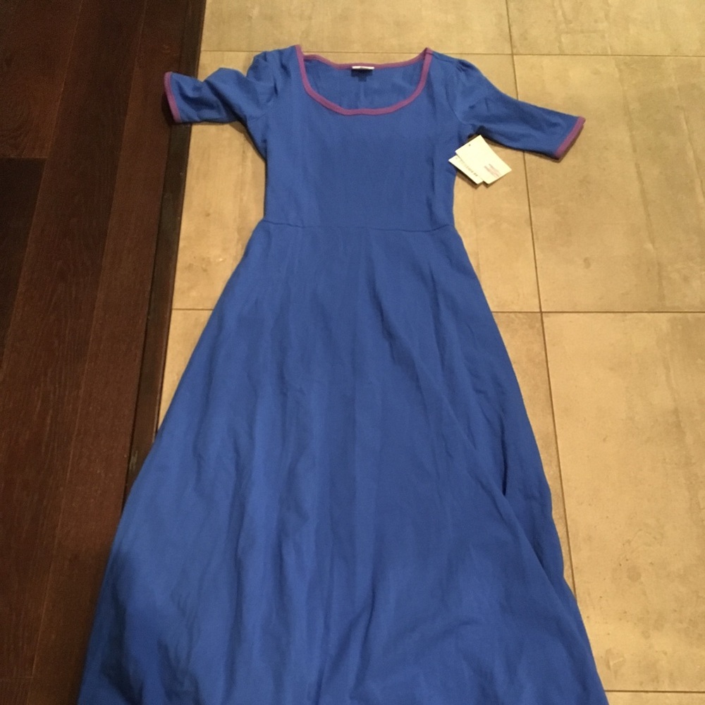 LulaRoe Ana  medium NWT