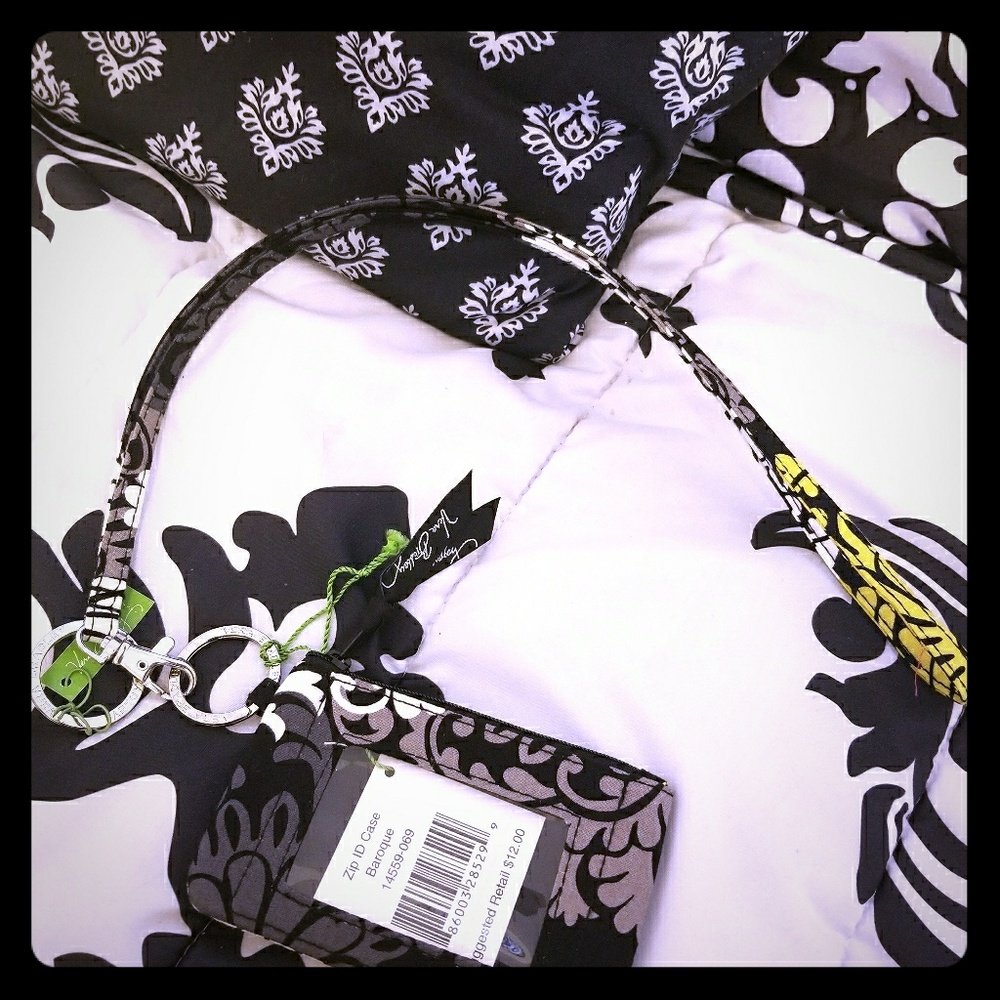 Vera Bradley zip I'D lanyard