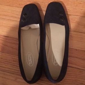 Never Worn Talbots Navy Suede Flats