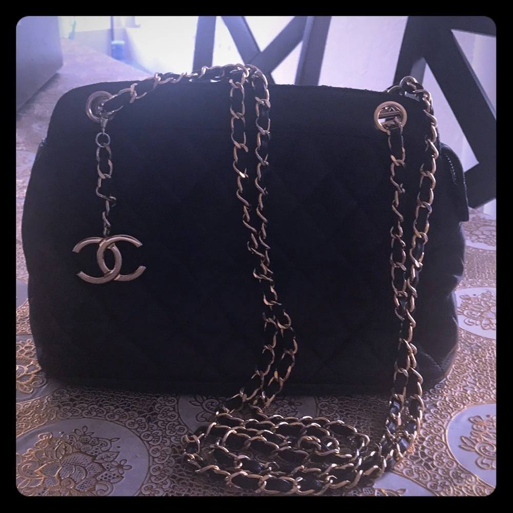 Authentic Chanel Medium Bag