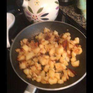 Meet your Posher, Ariana