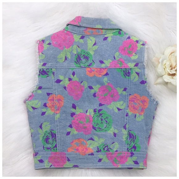 Flowers By Zoe Floral Vest - Picture 4 of 4