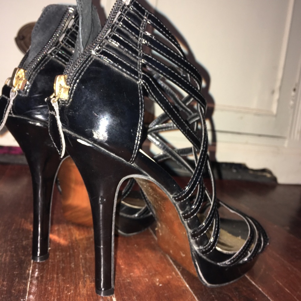 Steve Madden black heels