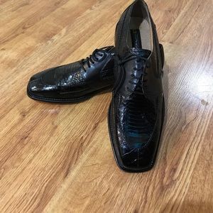 Black shoes