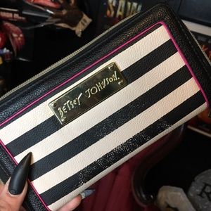 Betsey Johnson wallet