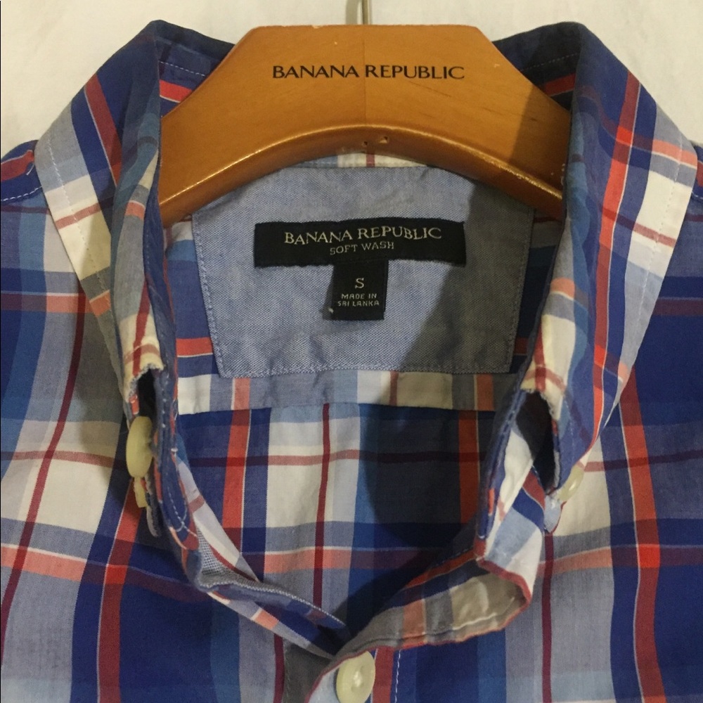 Banana Republic long sleeve soft wash shirt