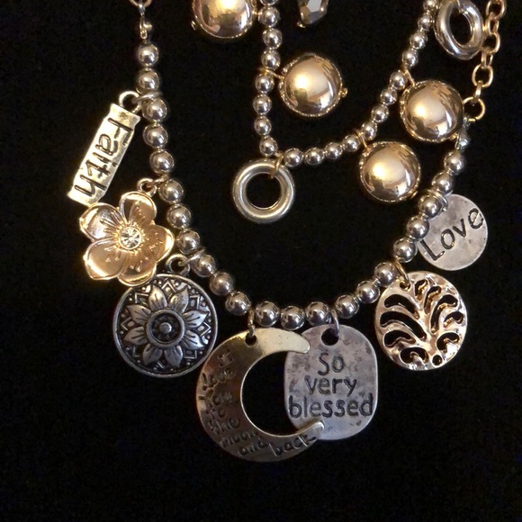 Charm necklace - Picture 2 of 7