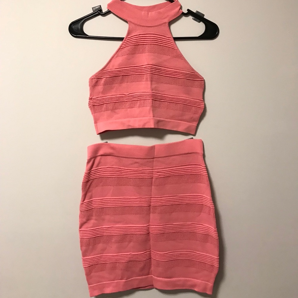 |Rehab top & pencil skirt