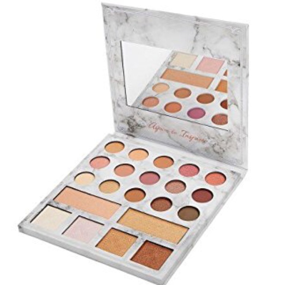 carli bybel deluxe edition palette!