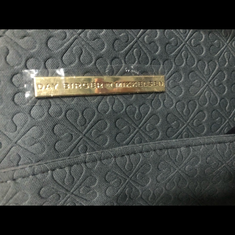 Day laptop computer case bag