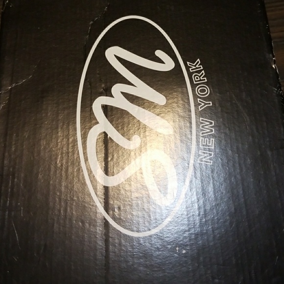 Nwt Womans High heal platform - Picture 6 of 6