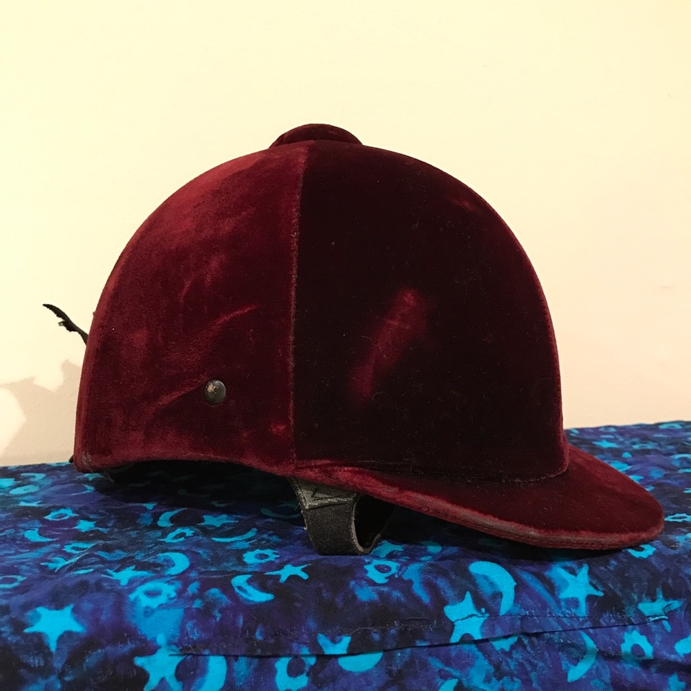velvet horse back riding cap helmet 🐴