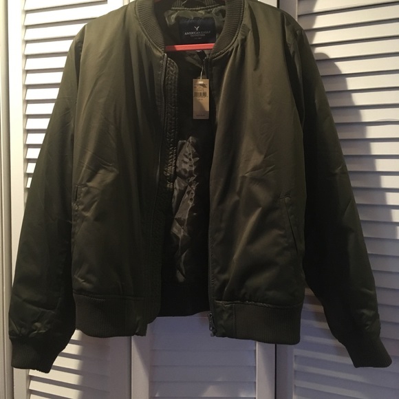 American Eagle Outfitters Jackets & Blazers - American Eagle olive bomber jacket. Brand new