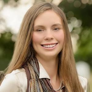 Meet your Posher, Olivia