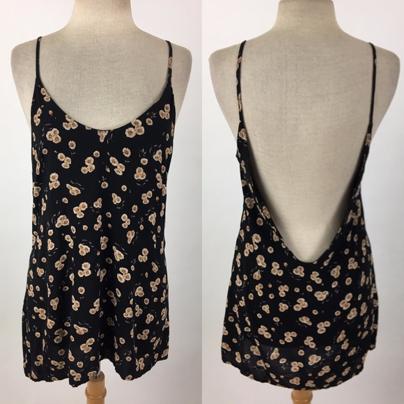 Brandy Melville Tops - Brandy Melville low back tank top