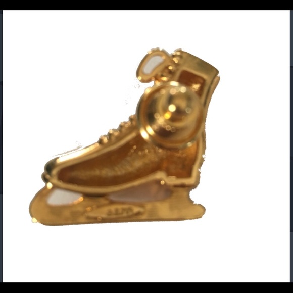 Gold color ice skate rhinestones - Picture 2 of 3