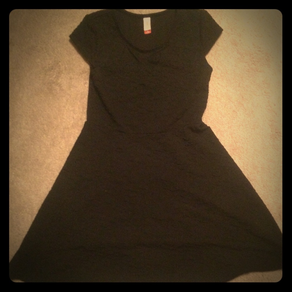 Soft Black Textured Midi Dress. Sheer Collar