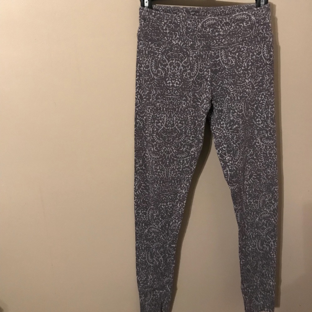 Athletic pants