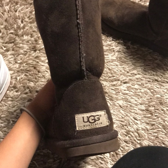Uggs - Picture 3 of 5