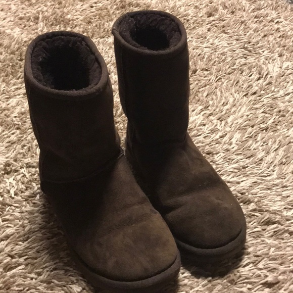 Uggs - Picture 5 of 5