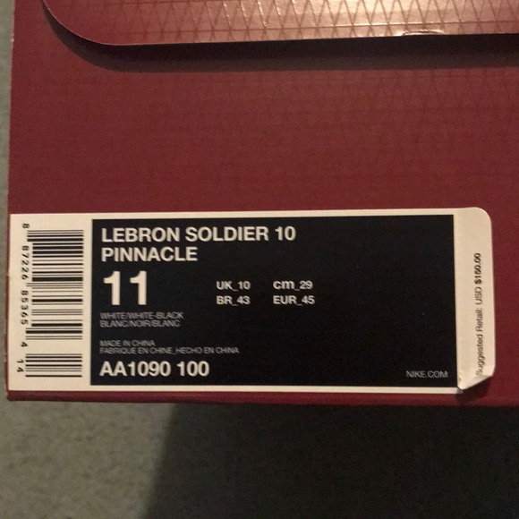 LeBron Soldier 10 Pinnacle - Picture 2 of 5