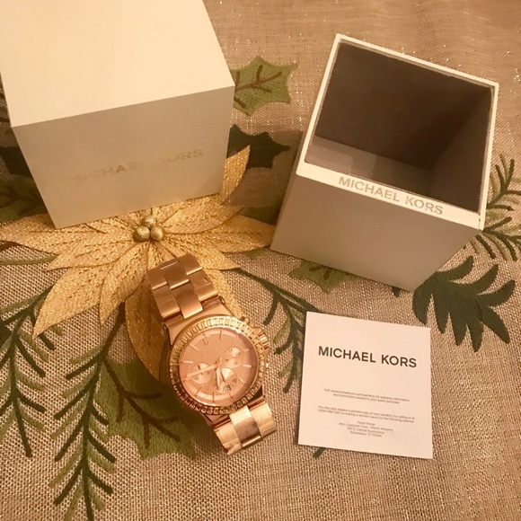 Michael Kors Watch! - Picture 2 of 5