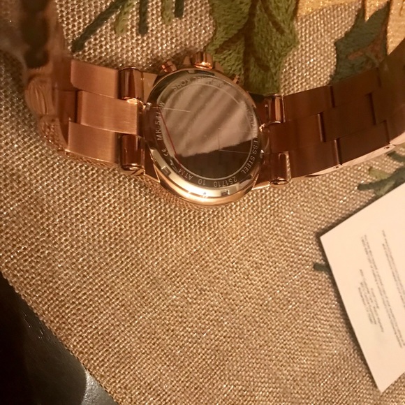 Michael Kors Watch! - Picture 3 of 5