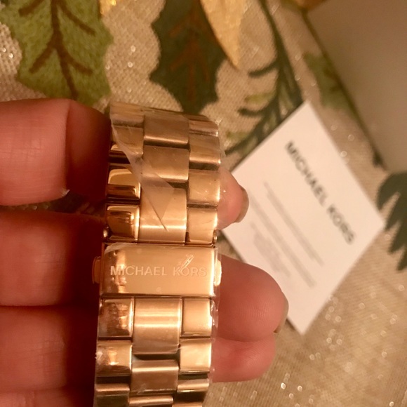 Michael Kors Watch! - Picture 4 of 5