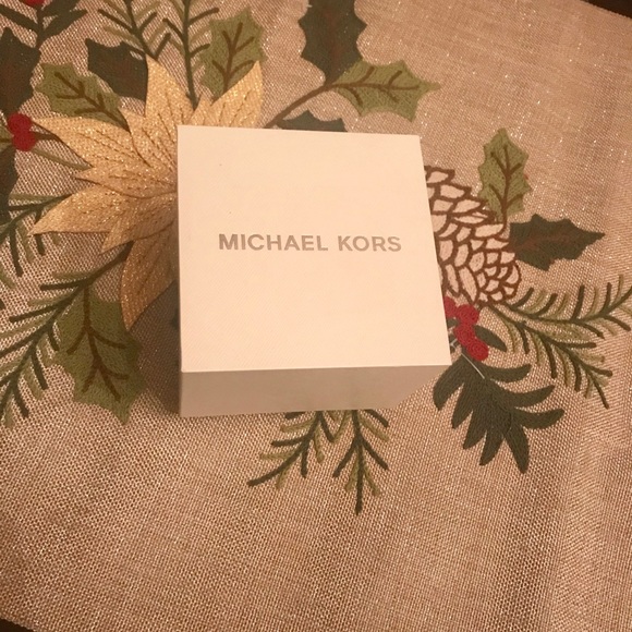 Michael Kors Watch! - Picture 5 of 5