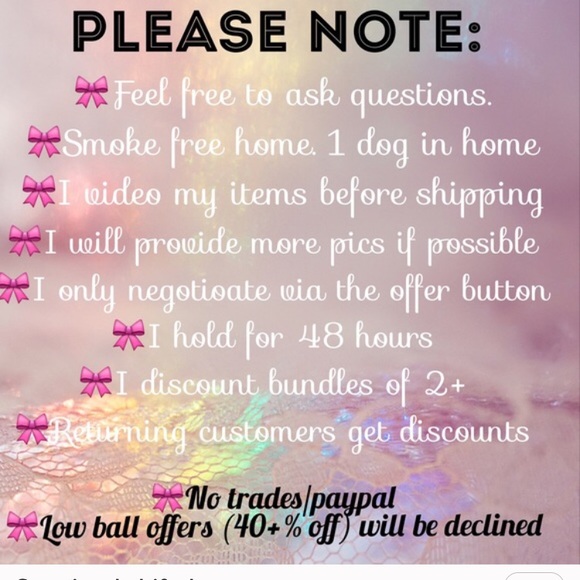 🥂🥂 New Years $10 clearance sale
Gold sequin  mini dress - Picture 4 of 4