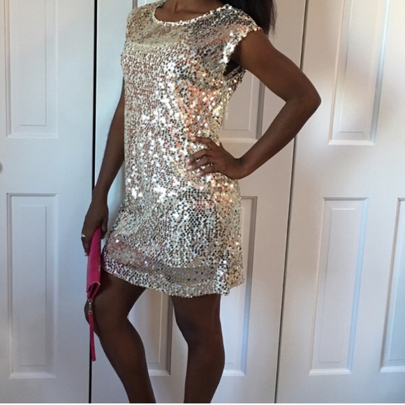 🥂🥂 New Years $10 clearance sale
Gold sequin  mini dress - Picture 2 of 4
