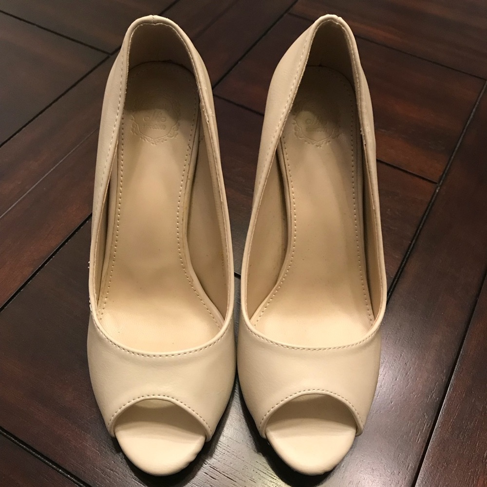 ❣️OLLIO OPEN TOE HEELS❣️