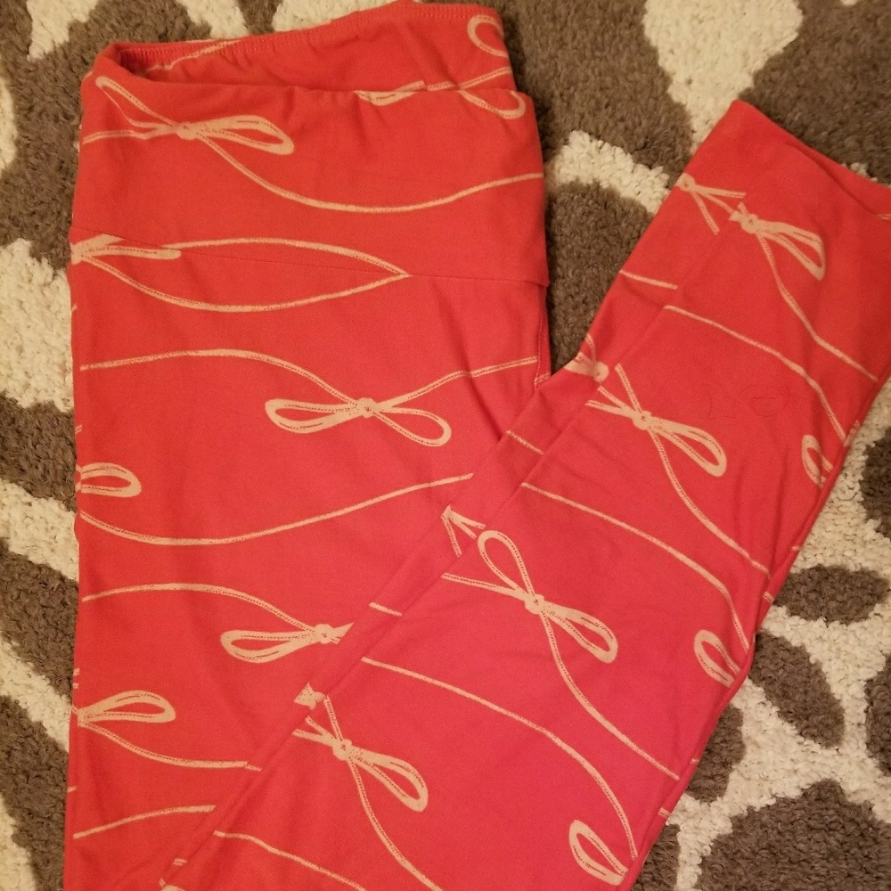 Lularoe Bows Leggings