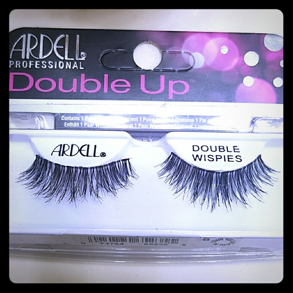 False eyelashes. Ardell double up
