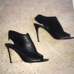Black Charles David stiletto Heel