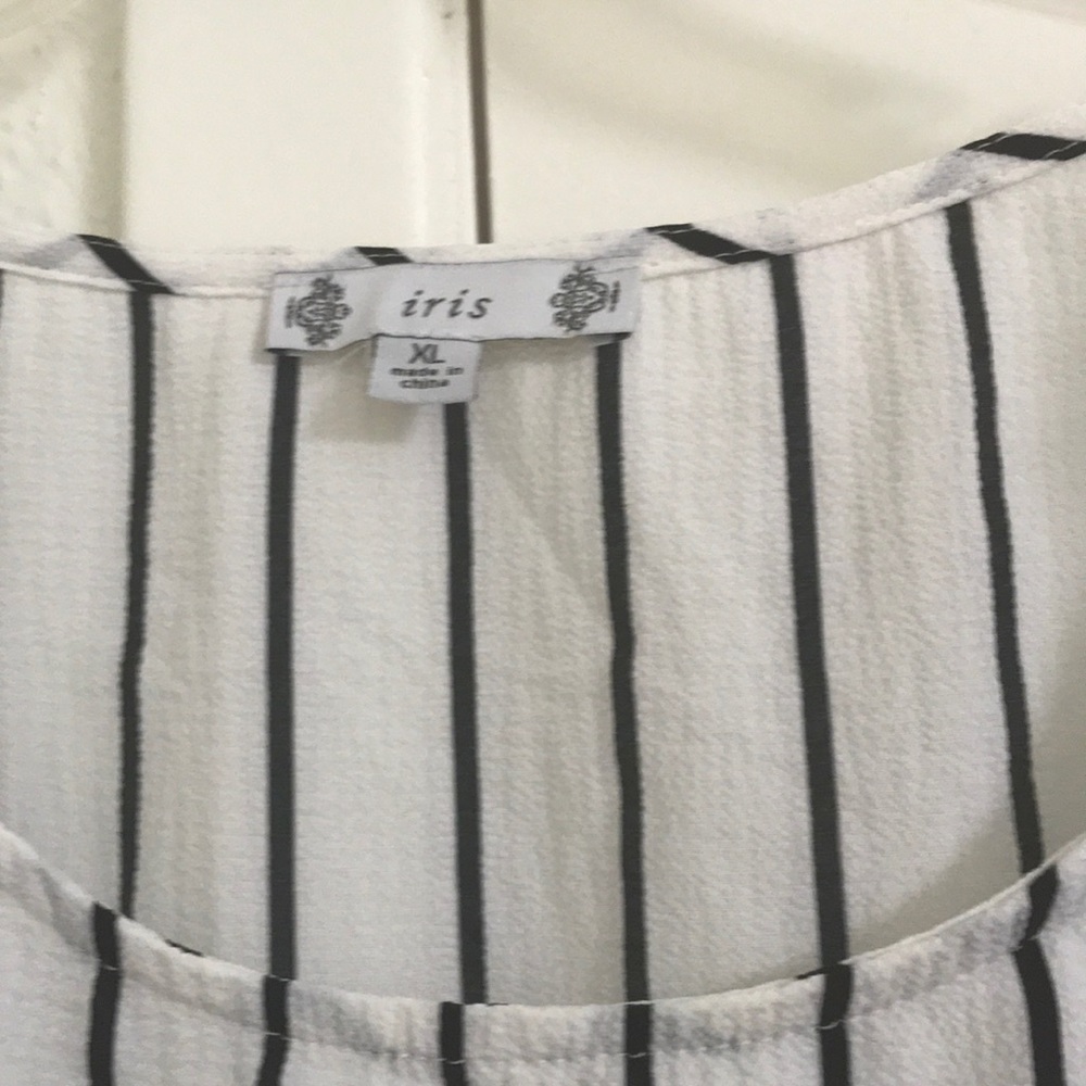 Blouse - Picture 3 of 3