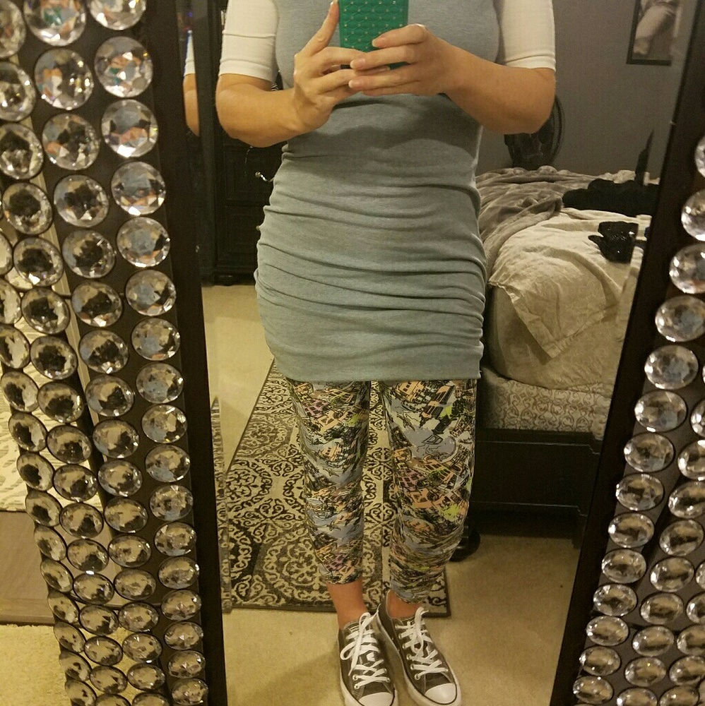 Lularoe outfit long Shirt and Italy print leggings