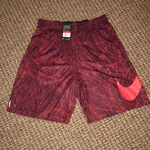 NEW NIKE ELITE BASKETBALL SHORTS MENS (Sz LARGE)