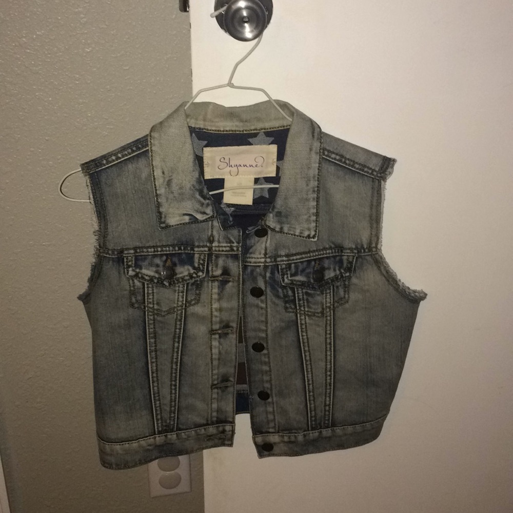 Shyanne jean cropped vest