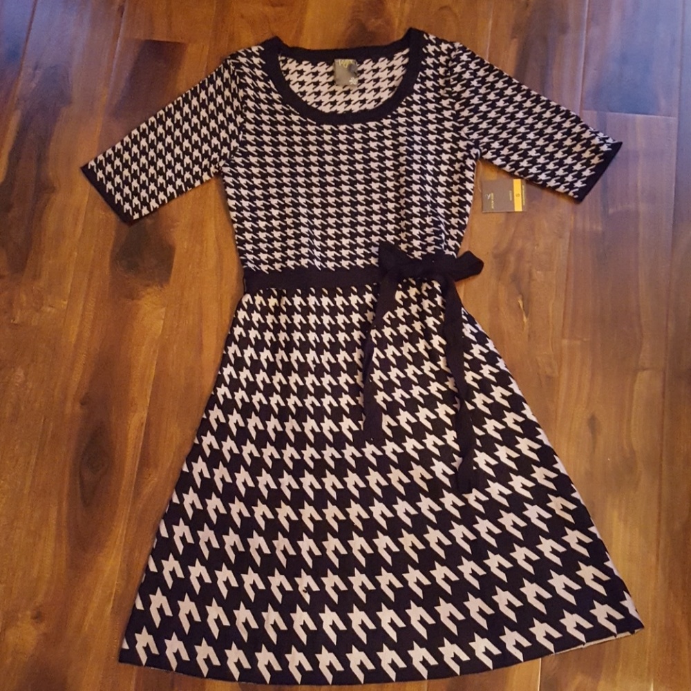 Houndstooth sweater dress with sash