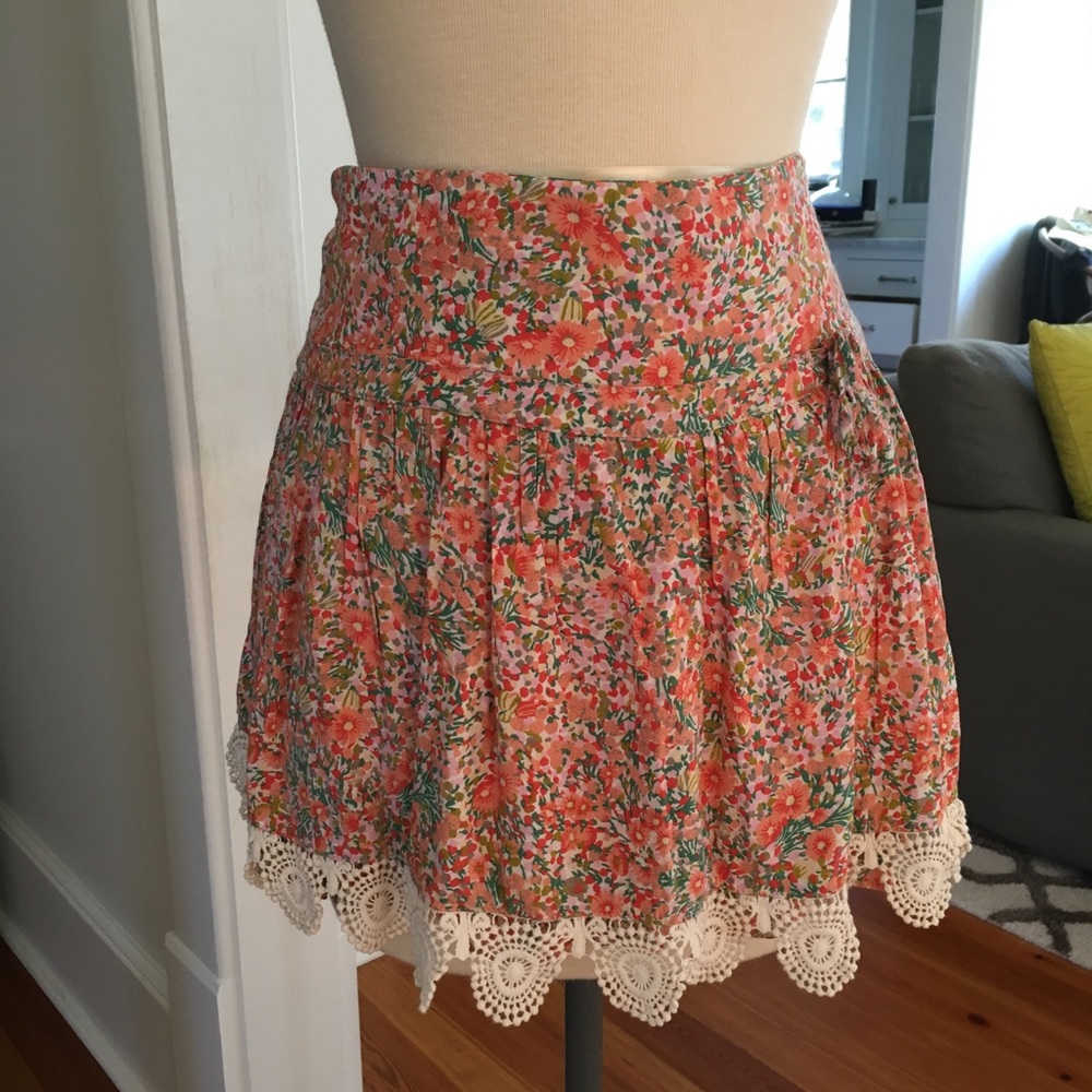 Zara Floral Mini Skirt